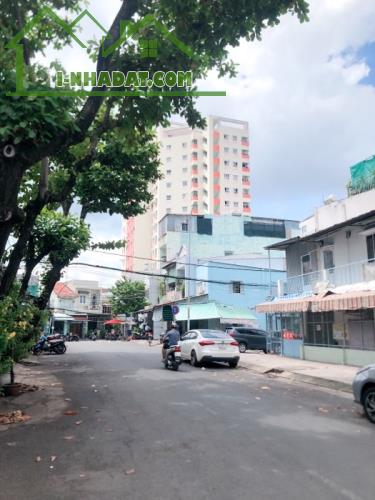 #P5-Q8#GẦN CHỢ PHẠM THẾ HIỂN#HÀNG HIẾM #1 TRỆT#5 LẦU#CÓ THANG MÁY