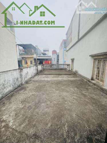 Đất ĐÔNG NGẠC _ THỤY PHƯƠNG 64 m.5 mt sẵn nhà cấp 4.oto tránh - 1