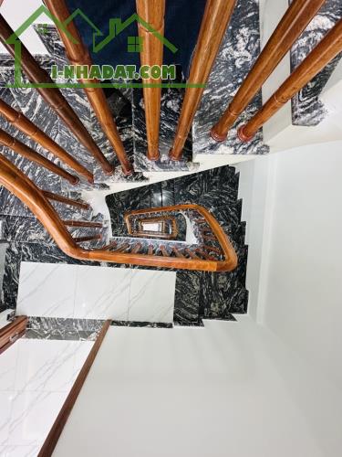 Bán nhà phố Thượng Thanh,hàng xóm himlam,nhà mới kính koong,5 tầng ở sướng, sát ôtô tránh - 5