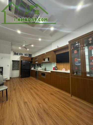 NHÀ ĐẸP MINH KHAI 48M – 5 TẦNG - LÔ GÓC – Ô TÔ ĐỖ CỬA – GIÁ 11,2 TỶ