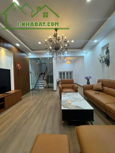NHÀ ĐẸP MINH KHAI 48M – 5 TẦNG - LÔ GÓC – Ô TÔ ĐỖ CỬA – GIÁ 11,2 TỶ - 4