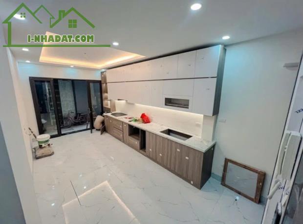NHÀ ĐẸP NỞ HẬU CẠNH QL6A BIÊN GIANG 5Tx35m2. GIÁ 3ty35 - 1