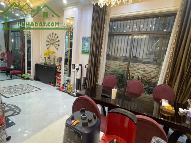 ❤️24,5 TỶ ❤️ CÓ NGAY NHÀ 5 TẦNG MẶT TIỀN 5,6m. PHÂN LÔ - OTO TRÁNH - KHU CÁN BỘ CẤP CAO - - 5