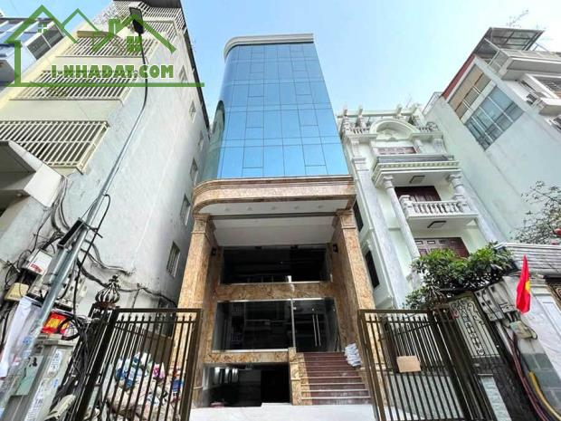 Cho Thuê Tòa Văn Phòng 9 Tầng Xây Mới MP Trung Liệt, Vị Trí Lô Góc,DT 267m2. Giá 290 Tr.th