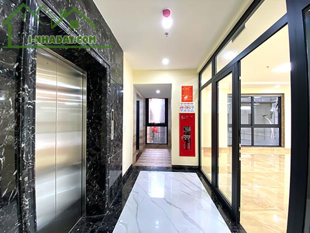Cho Thuê Tòa Văn Phòng 9 Tầng Xây Mới MP Trung Liệt, Vị Trí Lô Góc,DT 267m2. Giá 290 Tr.th - 5