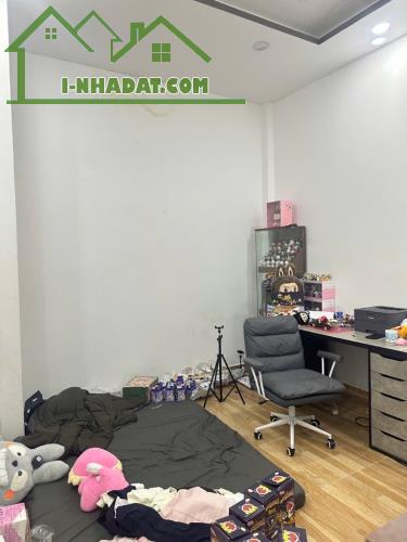 NHÀ B.ÁN - GẦN NGÃ 4 QUANG TRUNG & PHAN HUY ÍCH - HXH - DT 50M² - 2 TẦNG CHỈ NHỈNH 4.X TỶ - 3