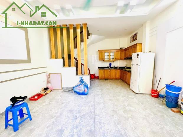NHÀ XUÂN ĐỈNH NGÕ 421  DT 34M NGÕ RỘNG  MT 5.2M KINH DOANH CHO THUÊ  GIÁ 8,5 TỶ