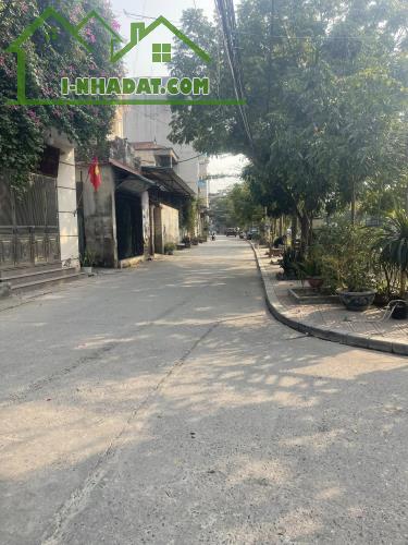 Lô góc,Đường tiến thành , dương nội , hà đông - 1