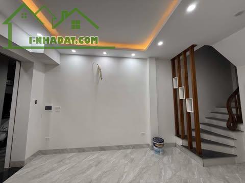 BÁN NHÀ MỚI LONG BIÊN – Ô TÔ ĐỖ CỬA – 5 TẦNG – GIÁ TỐT - 1