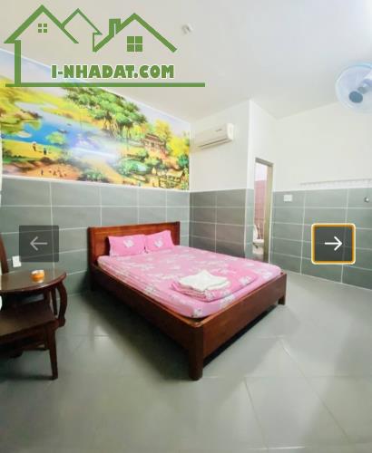 BÁN NHÀ MẶT PHỐ ĐẸP HÓC MÔN - 181M2 - 6 TẦNG - 15.5 TỶ - SỔ HỒNG CHÍNH CHỦ
