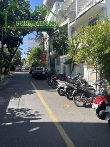 NHÀ MẶT TIỀN ĐƯỜNG HOA LƯ RỘNG 92M2 GIÁ TỐT 7 TỶ 200 ~ 78TR/M2 - 1