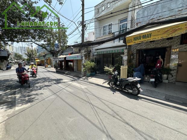 + 👉 SỐC SIÊU PHẨM GẤP GẤP BÁN NHÀ Đ NGUYỄN QUÝ YÊM 4,2/7,9*24m C4 NHỈNH 8xT