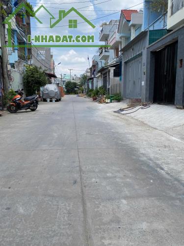 Lô đất đường 102 tăng nhơn phú A, Diện tích 83m đường thông