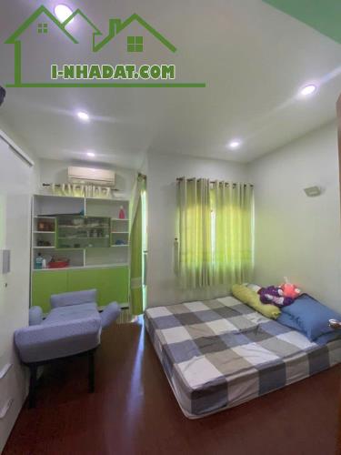 NHÀ RỘNG RẺ MTKD TỐT,PHẠM THẾ HIỂN PHƯỜNG V , QUẬN 8, TPHCM. 60 m2. 6,5 ty.