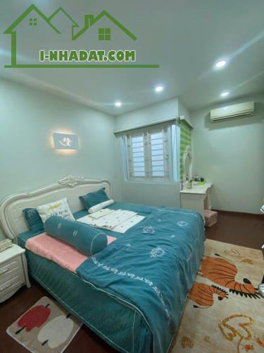 NHÀ RỘNG RẺ MTKD TỐT,PHẠM THẾ HIỂN PHƯỜNG V , QUẬN 8, TPHCM. 60 m2. 6,5 ty. - 2