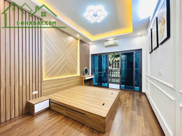 Bán nhà riêng dân xây 30m2 * 4 tầng full nội thất đẹp lung linh tại Trường Chinh - Đống - 4