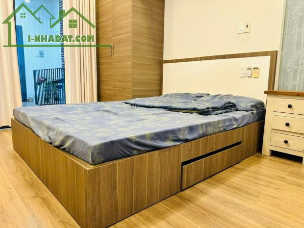 Bán căn nhà đẹp mới full nội thất gần biển đi bộ ra chợ đêm ,hẻm rộng  cách Hùng Vương 50m - 2