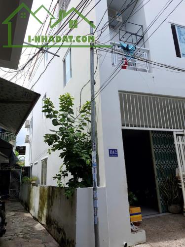 Bán nhanh căn nhà 1 trệt 2 lầu ngay TTTP 2 mặt tiền cách Lê Hồng Phong 30m dt 84m giá 3ty2