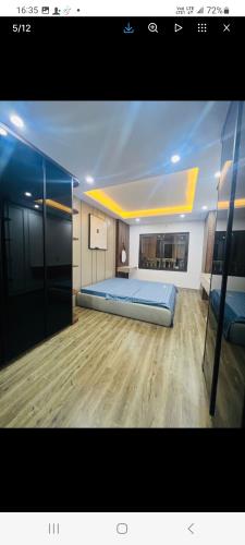 Bán nhà quận thanh xuân vị trí cực đẹp ven hồ, sầm uất - 5