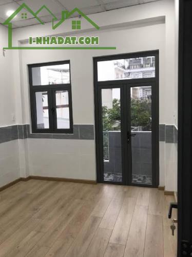 QUẬN 7 - NHÀ MỚI GẦN MẶT TIỀN ĐƯỜNG - 2