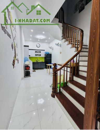 NÓNG HỔI! BÁN NHÀ TT LÊ QUANG ĐẠO-40M-4T-NGÕ OTO TRÁNH-KD-HƠN 9 TỶ