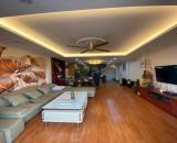 Nhà đẹp nhất phốKIm Mã trung tâm rộng