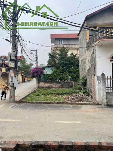 Cần bán gấp lô đất góc đường nhựa cực đẹp tại Thôn Phúc Thụy, Tân Ước, Thanh Oai