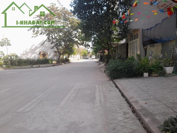 ĐẤT ĐẤU GIÁ ĐỒNG MAI LÔ GÓC 80M NHỈNH 6 TỶ - 2