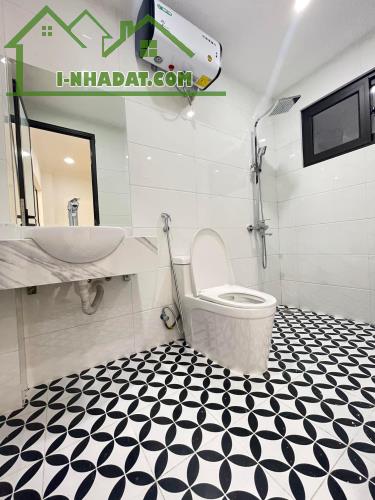BÁN NHÀ PHỐ VỌNG - LÔ GÓC – THANG MÁY – CHỈ CÁCH PHỐ 25M – 5 TẦNG, Giá 7.6 tỷ - 2