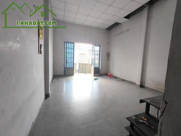 Hot ! Nhà mặt tiền Lê Thị Lơ Hóc Môn, DT 67m2, Giá chỉ  3.95 tỷ (TL) - 4