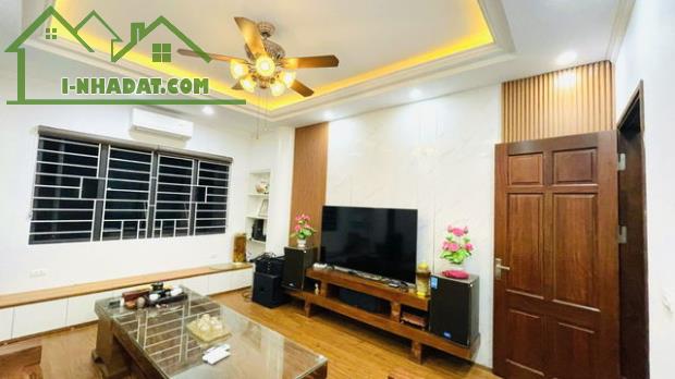 Bán nhà 6 tầng thang máy  Khương Đình, Thanh Xuân 61m, ô tô tránh, kinh doanh đỉnh 15.5 tỷ - 1