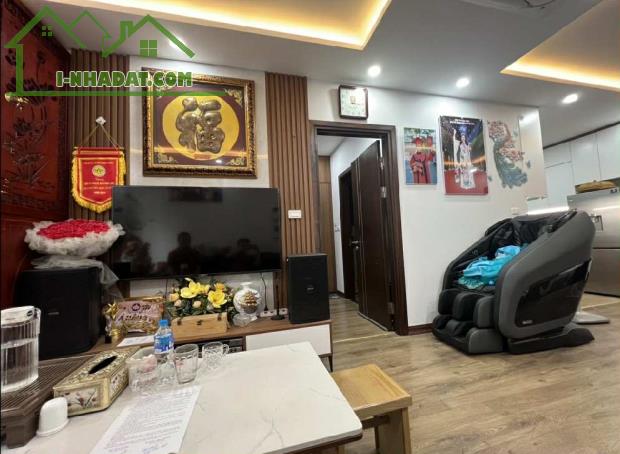 HIẾM_CHUNG CƯ TRẦN BÌNH_3 NGỦ_86m2_GÓC_GIÁ: 6 TỶ HƠN