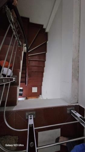 Trước nhà ngõ rộng 2m, thông tứ tung, đi đâu cũng tiện - 2