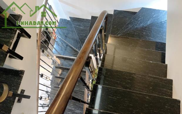 NHÀ ĐẸP 4 TẦNG – 68M² THƯỢNG THANH, LONG BIÊN – 3 THOÁNG - ÔTÔ ĐỖ CỬA - GIÁ 10.5 TỶ - 1