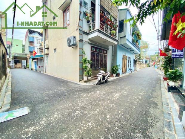 Cần bán mảnh đất đẹp tổ 12, thị trấn Đông Anh – Giá chỉ 7x triệu/m²!