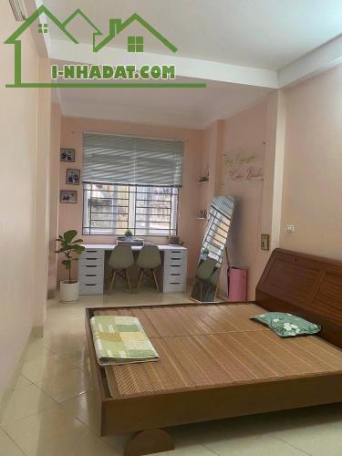 Kim Ngưu-4 tầng mặt tiền 6M-nhà lô góc-ngõ thông-ở ngay. - 2