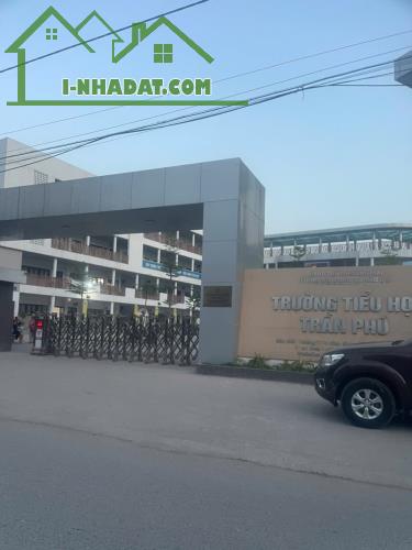 Khuyến lương- hoàng mai. Bán đất. Dt: 52m. Mt: 3,7m, vuông đét như cục gạch.  Giá: 820tr - 1
