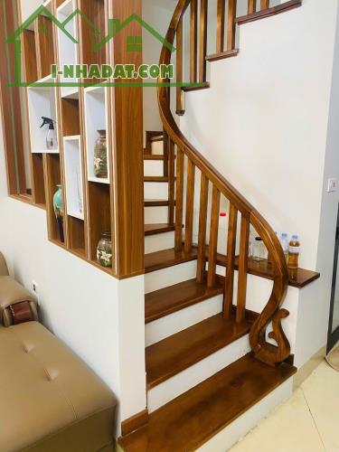 Bán Nhà Bồ Đề, Long Biên 5T, 33m2, giá 6,7 tỷ (gần ô tô đỗ) - 2