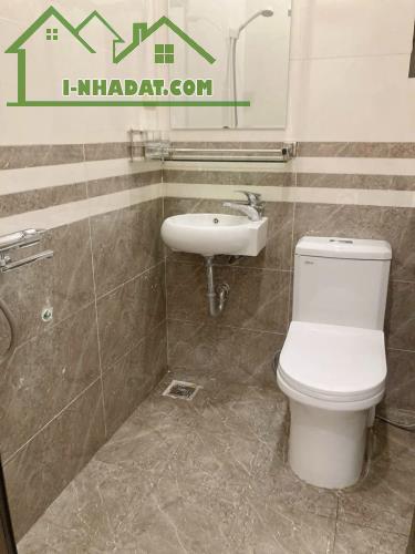 📍Bán Nhà NGô Gia Tự -  Long Biên – 86m² – MT 4m – 7 phòng khép kín – Giá 10,5 tỷ - 2