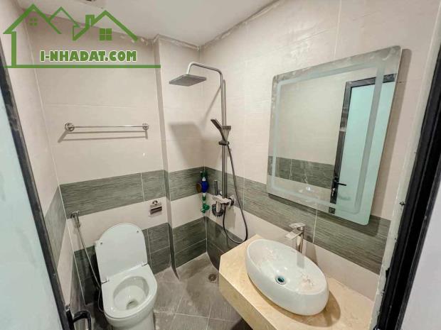 NHÀ DÒNG TIỀN DOANH THU TRÊN 55 TRIỆU/THÁNG PHỐ THANH NHÀN - HAI BÀ TRƯNG - 8P KHÉP KÍN