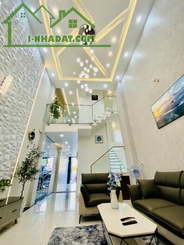 NHÀ 5 TẦNG KHU BÊN SÔNG THỦ ĐỨC - SAU LƯNG TTTM GIGAMALL PHẠM VĂN ĐỒNG- ĐƯỜNG 10M THÔNG - - 1