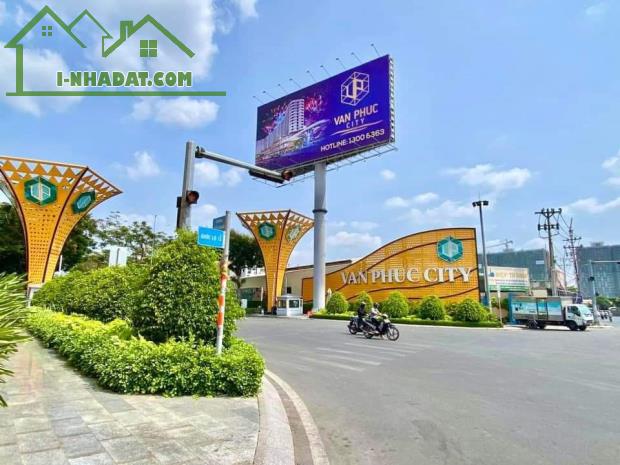 NHÀ PHỐ 5 TẦNG - SÁT KĐT VẠN PHÚC CITY  - NGANG 4.5M, 4 PN - 7 CHỖ NGỦ TRONG NHÀ - 4
