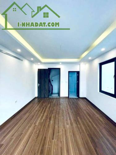 MẶT NGÕ NGUYỄN VĂN CỪ – GẦN CẦU CHƯƠNG DƯƠNG – 5 TẦNG – KINH DOANH NHỎ – 5 PHÚT SANG PHỐ - 3