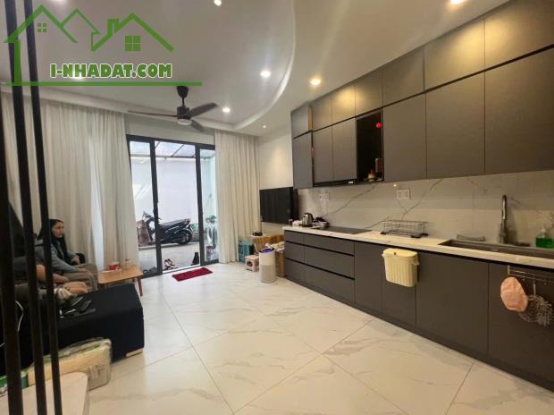 NHÀ MỚI 2 TẦNG - Ở NGAY - LÊ VĂN VIỆT - CHỈ HƠN 4 TỶ CÒN TL CHÍNH CHỦ - 4