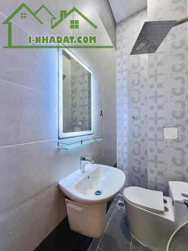 BÁN NHÀ QUẬN TÂN BÌNH - HẺM 1 TRỤC CÁCH MẶT TIỀN 20M - 3TÂNG - DTSD 90M² - CHỈ 4,85 TỶ - 4