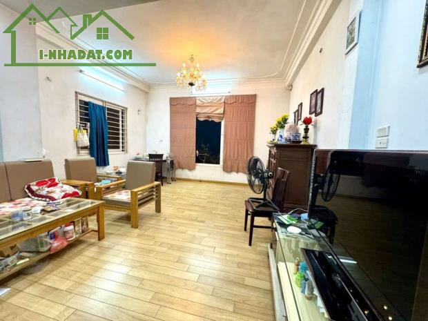 Phân lô ô tô thông phố Liễu Giai, Ba Đình, lô góc, gần phố, 48m2, 5 tầng, mặt tiền 4.6m,