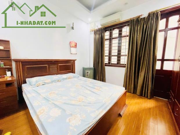 Bán nhà 4 tầng phố Phạm Văn Đồng chỉ 7.x tỷ, Phân lô quân đội, 50m ra oto tránh, 2 thoáng - 4