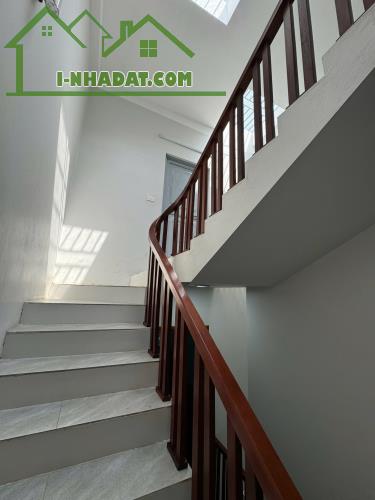 BÁN NHÀ NGÔ GIA TỰ LONG BIÊN 56M2 5T Ô TÔ ĐỖ CỬA, DÂN XÂY, NHỈNH 8 TỶ - 5