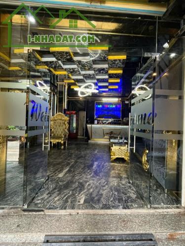 BÁN NHÀ 180M2 LIÊN KHU 56 BÌNH  HƯNG HÒA B BÌNH TÂN - 3