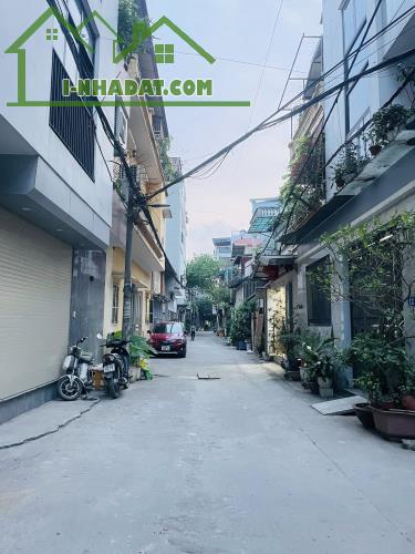 Bán Đất Tặng Nhà 2 Tầng 75m2, Lý Sơn Long Biên, Ngõ Thông Ô tô, Hàng Xóm Khai Sơn 11.x Tỷ